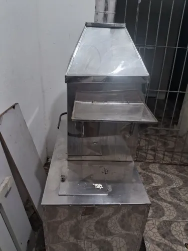 Carrinho de churrasquinho