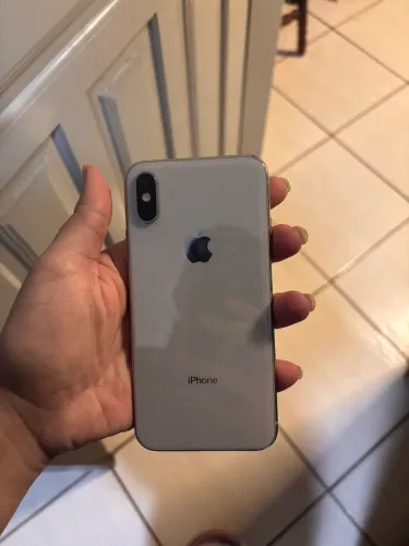 iPhone XR usado 