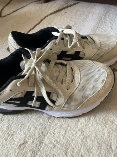 Tênis Asics Gel Takumi