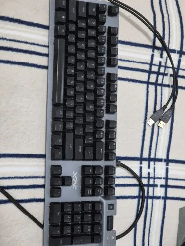 Teclado XPG Summoner usado em bom estaso