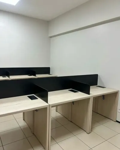 ALUGO SALA COMERCIAL EDIFÍCIO CENTURY AV. DOS HOLANDESES 34 m²