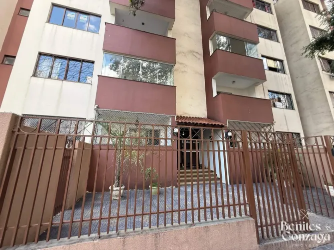 Locação - Apartamento com 2 suítes mais 1 quarto no Edifício Caraíbas, Zona 07, Maringá, P