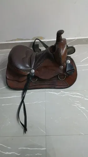 Vendo sela quarto de milha 