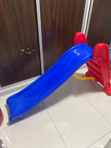Escorregador infantil