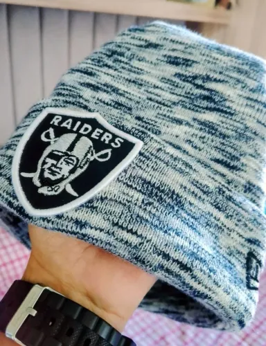 Touca NFL Los Angeles Raiders ?