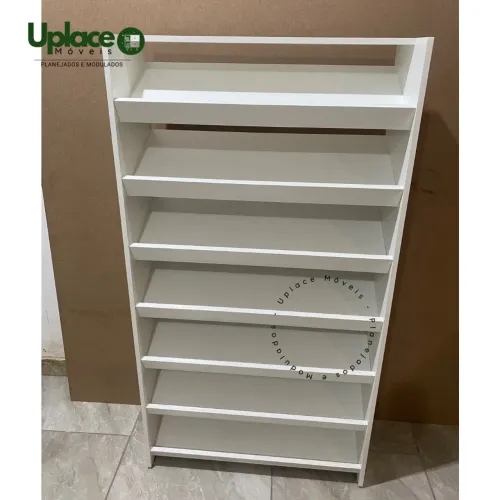 EXPOSITOR em MDF