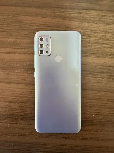 Celular usado conservado