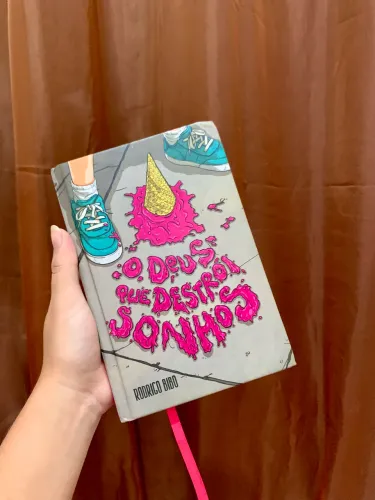 Qualquer livro por R$ 15,00