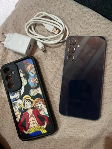 Samsung A55 128g 8gb RAM 5G