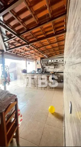 0 - Casa 3 quartos, sendo 1 suíte