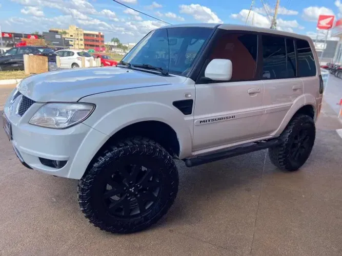 Mitsubishi Pajero TR4 2.0/ 2.0 Flex 16V 4X4 Aut. 2015