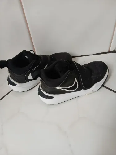 Tênis Nike infantil 35