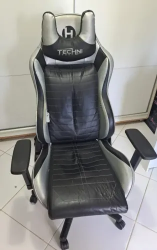 Cadeira GAMER TECHNI SPORT - usada ( retirada pelo comprador)