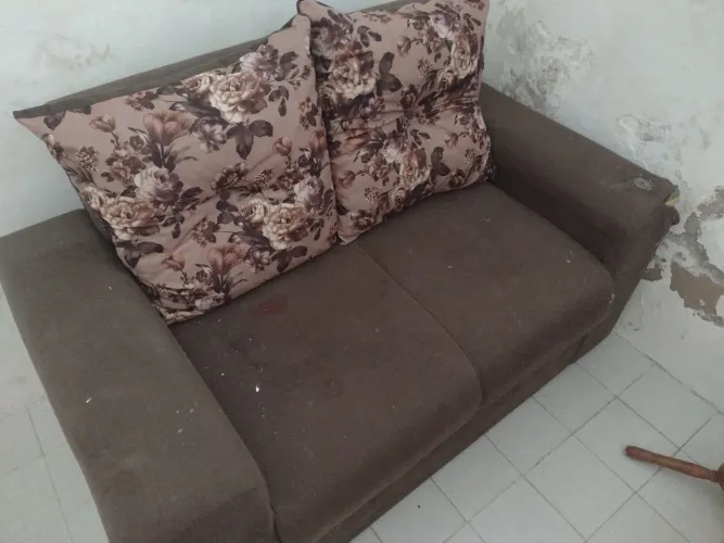 Sofá dois lugares