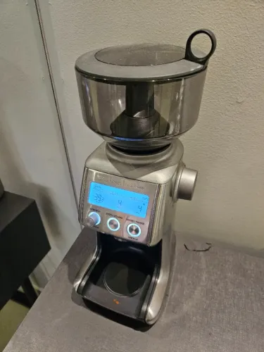 Moedor elétrico de café Tramontina By Breville
