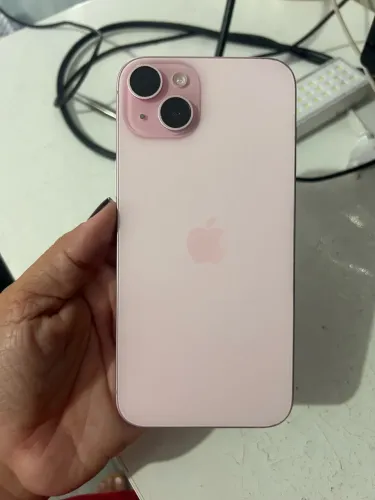 Vende-se IPhone 15 plus 128