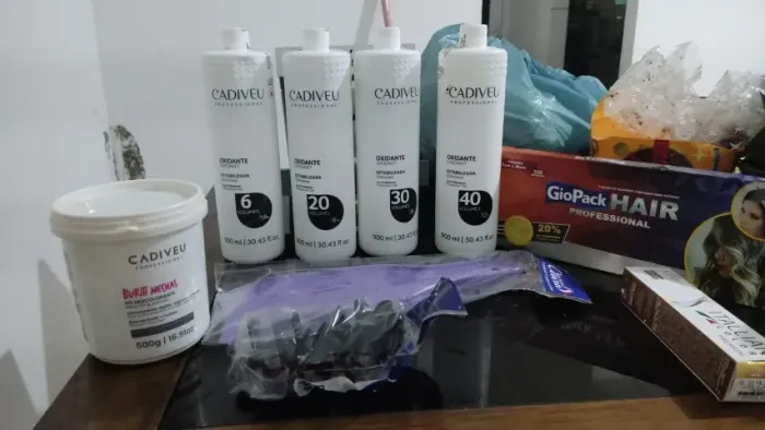 Produtos Profissionais para Cabelo/Luzes/Tintura
