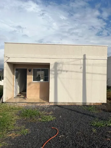 Casa pra alugar em Jardinópolis, não esta murada