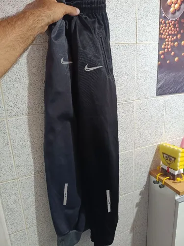 Combo Calça Nike tamanho criança 09 a 10 anos tamanho 12