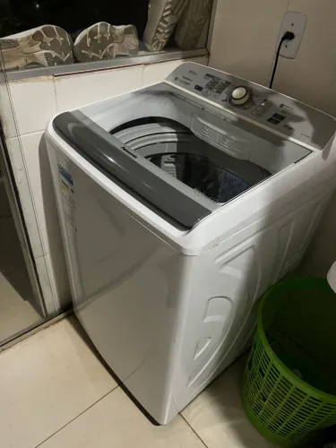 Máquina de lavar roupas Panasonic 16kg 