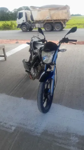 Moto toda filé so pegar e andar