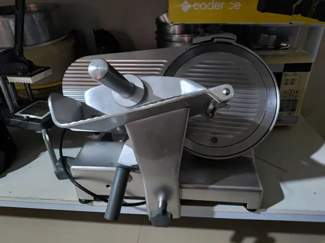 FATIADORA DE FRIOS