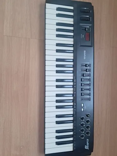 TECLADO ( CONTOLADOR MIDI 49 teclas sensível)