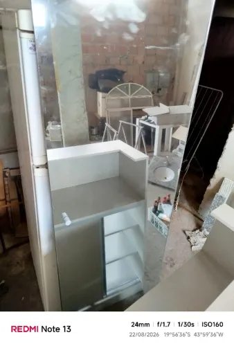 Porta espelho.