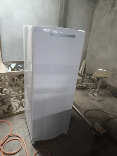 Vendo geladeira Consul CRA 30 muito bem conservada.muito bem cuidada