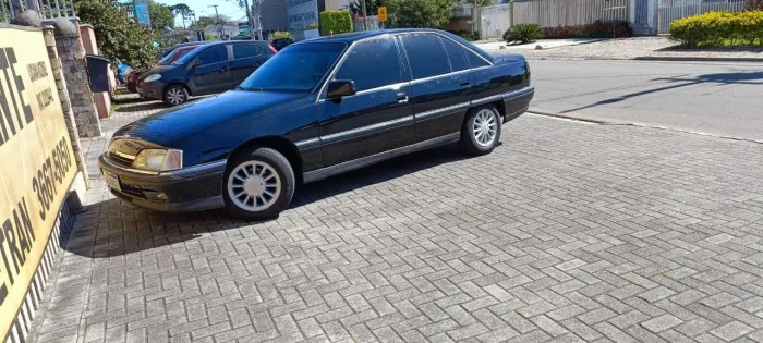 Chevrolet Omega GLS 2.2 / 2.0 (álcool) 1993