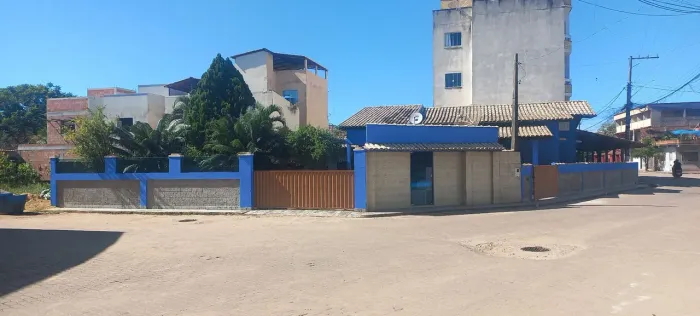 Casa com jardim.