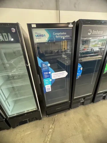 Freezer e Expositor Vertical Ar Forcado Metalfrio 581 Litros All Black 220V