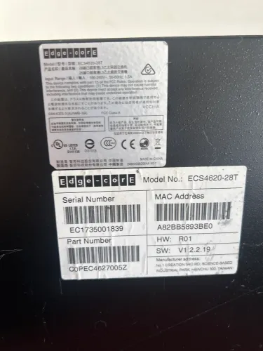 Switch Edge core ecs 4620 28T