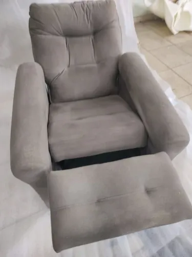 Poltrona Reclinável