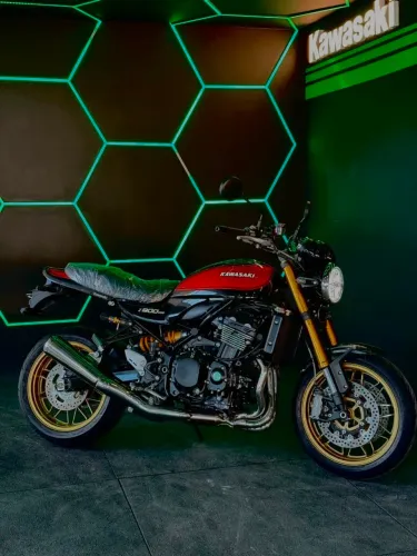 KAWASAKI Z900RS SE 2027 0KM