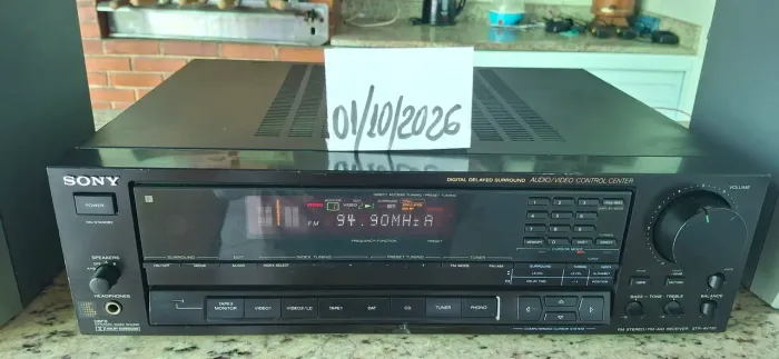 Vendo Receiver Sony STR-AV720. Funcionando perfeitamente.