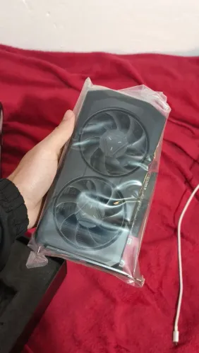 Rx 7600 8g nova, nunca usada apenas caixa aberta 