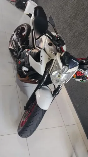 Vendo xj6 branca