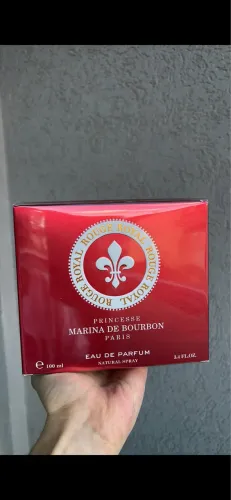 Perfume novo 