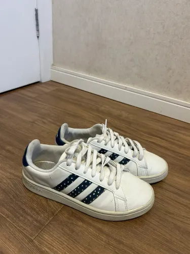 tênis adidas feminino 