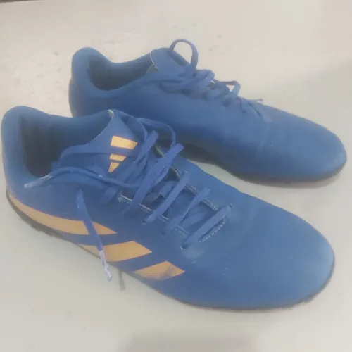`Chuteira Adidas Society Azul