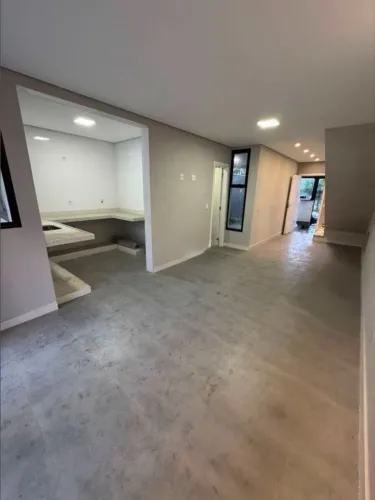 Casa com 3 dormitórios à venda, 127 m² por R$ 750.000,00 - Sapucaias III - Contagem/MG