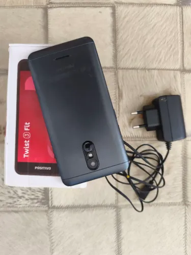 Celular Positivo Twist 3 Fit