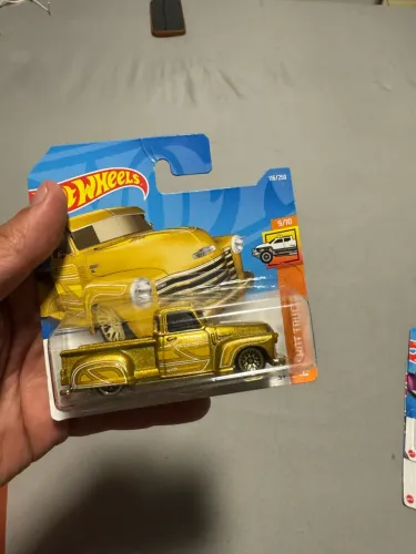 Hotwheels lá troca dourada