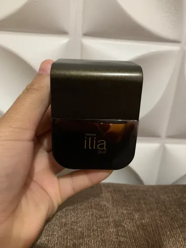 Vendo perfume novo