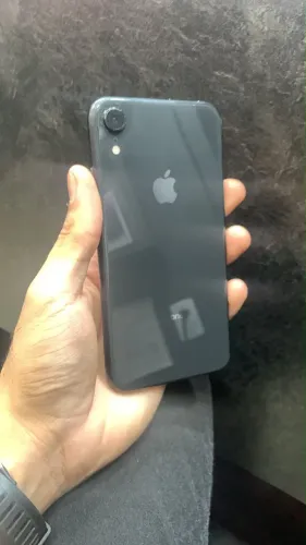 iPhone XR 64GB 