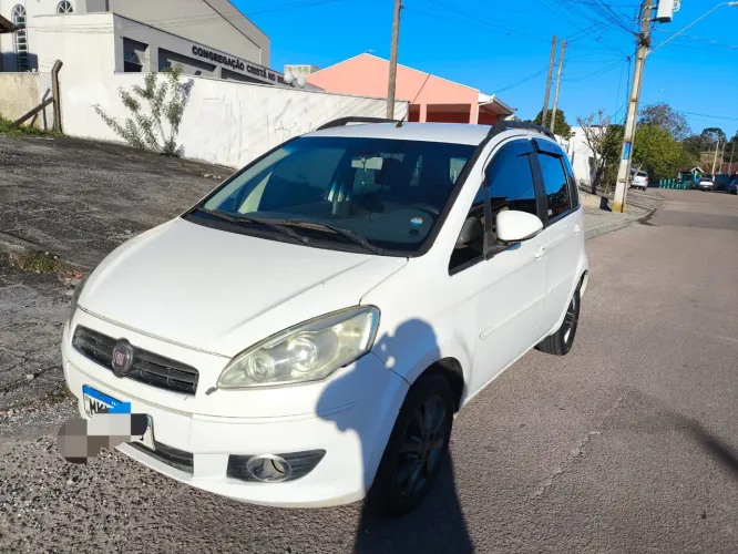 Fiat Idea Attractive 1.4 Fire Flex 8V 5P 2014