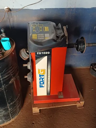 ? OPORTUNIDADE: Centro Automotivo Completo (Rampa + Balanceadora + Alinhamento)