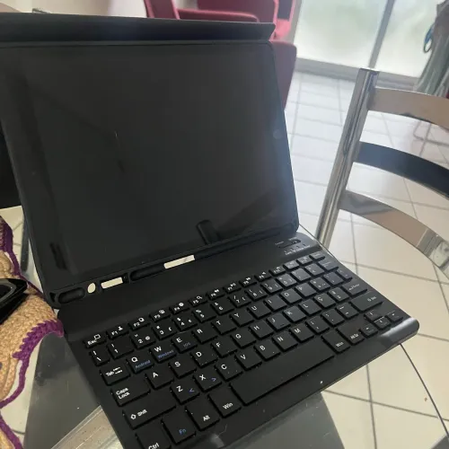 iPad 9ª Geração 64GB + Case com Teclado | Super Novo 