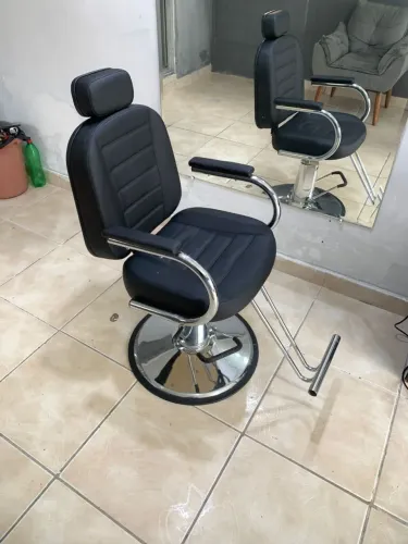 Cadeira de Barbeiro ou Cabeleireira 